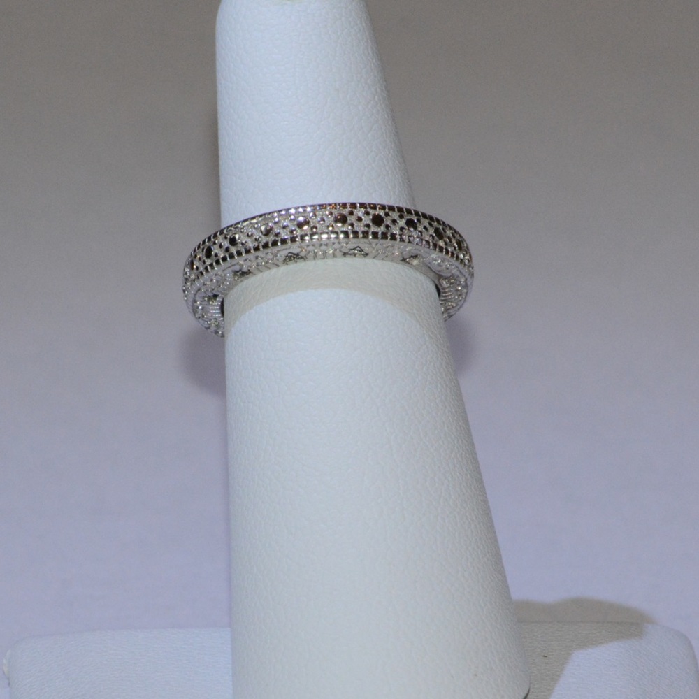 Antique Style .925 Sterling Silver Band Ring - Picture 4 of 4